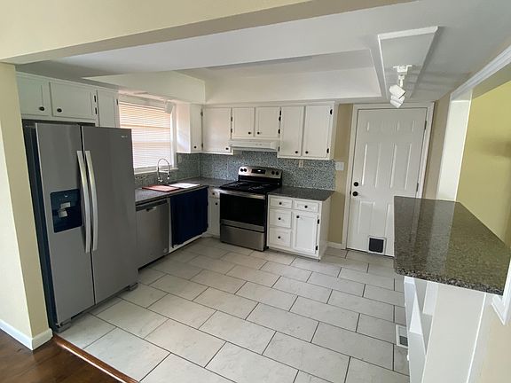 3rd image of 5237 Cape Henry Ave