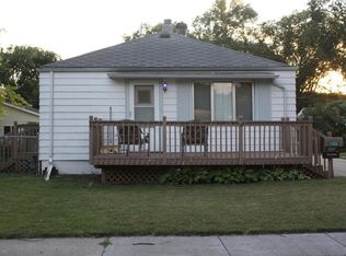 1106 Oak St N, Fargo, ND 58102