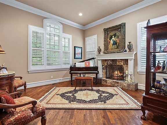 5th image of 8539 Forest Hills Blvd