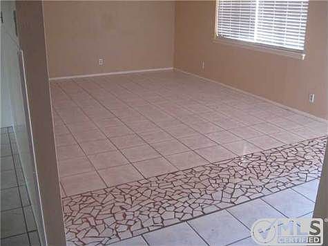 2nd image of 3003 Cork Dr