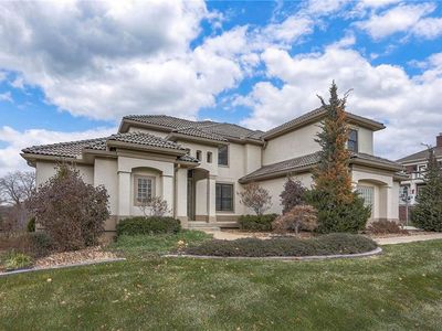 10502 N Willow Ave, Kansas City, MO, 64157