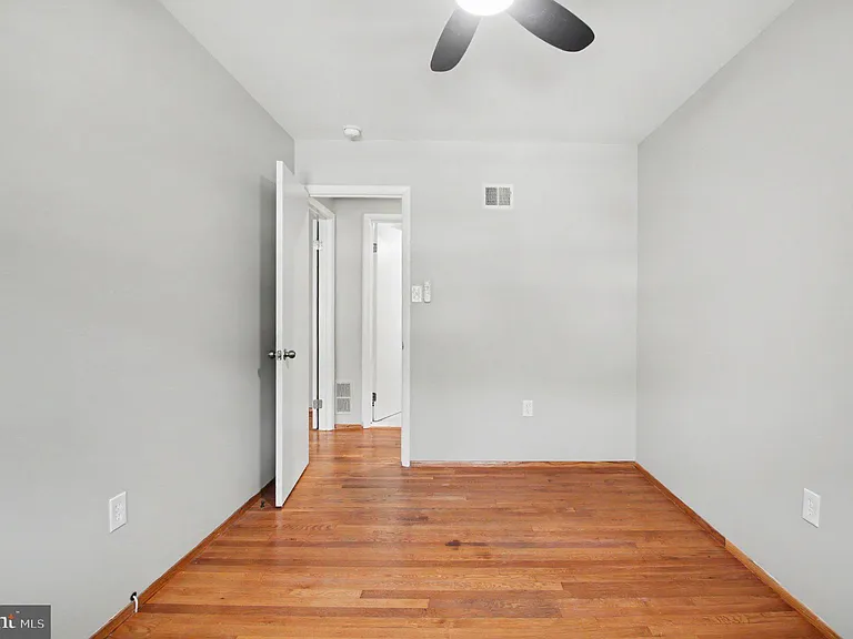 4522 Glendale Rd — Photo 14