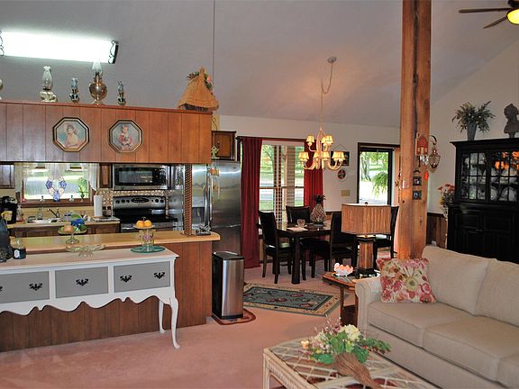 4th image of 482 Hillwood Dr