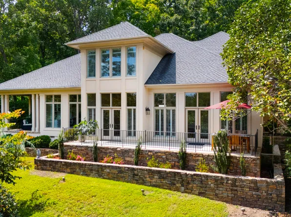 55216 Broughton, Chapel Hill, NC 27517