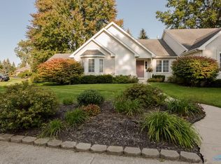 2936 Stoneleigh Dr #2936, Toledo, OH