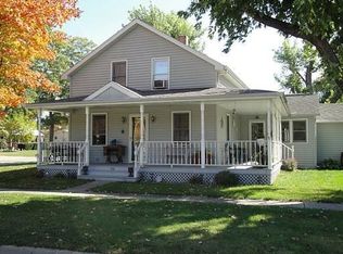 310 N 5th St, Hennepin, IL 61327