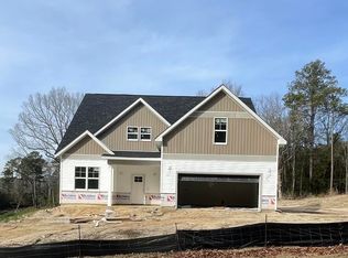 1238 Posey Farm Rd, Raeford, NC 28376