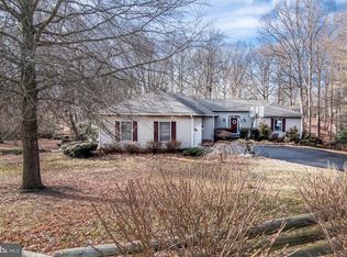 1530 Clover Dr, Fredericksburg, VA 22407