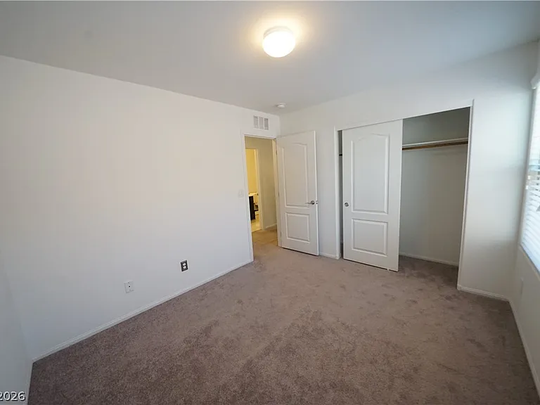 880 Cool Aquamarine St — Photo 23