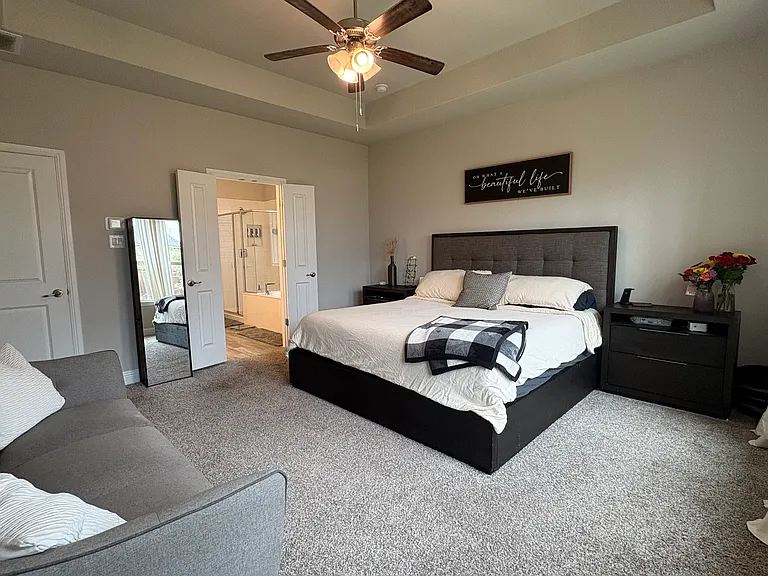 1031 Pitch Pine St — Photo 10