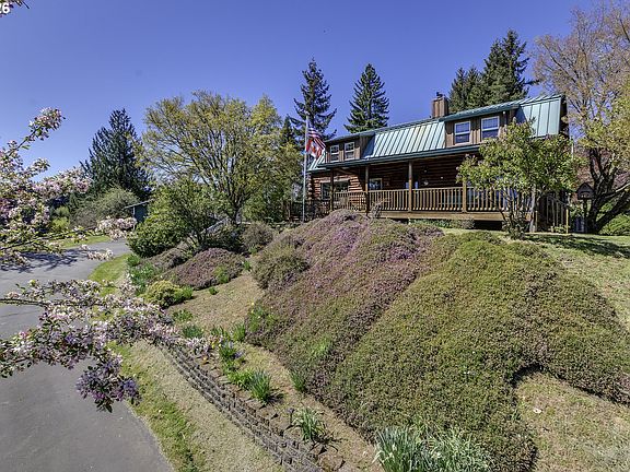 2nd image of 44800 NW Elk Mountain Rd