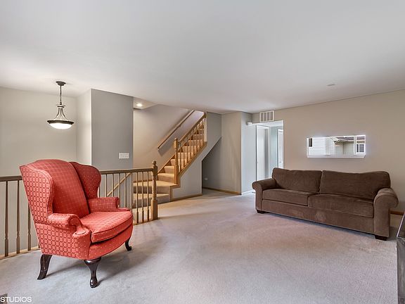 5th image of 18575 W Sterling Ct