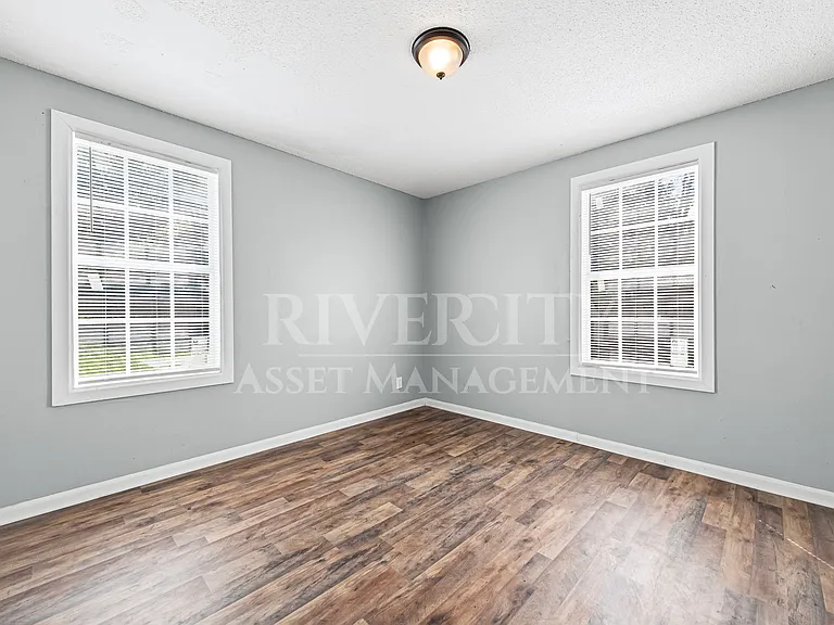 3132 Kingston St — Photo 14