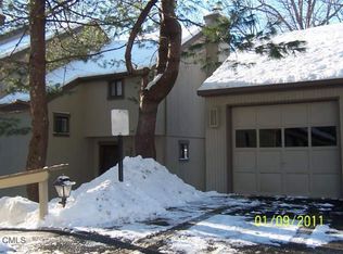 18 Upper Cmns #104F, Woodbury, CT 06798