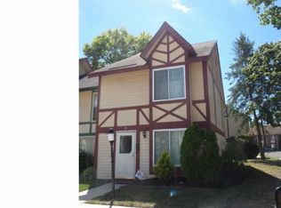 26 Chelsea Cir, Clementon, NJ 08021