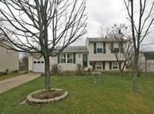 10234 Chippenham Ct, Cincinnati, OH 45231