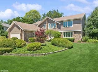 616 W Nichols Rd, Arlington Heights, IL 60004