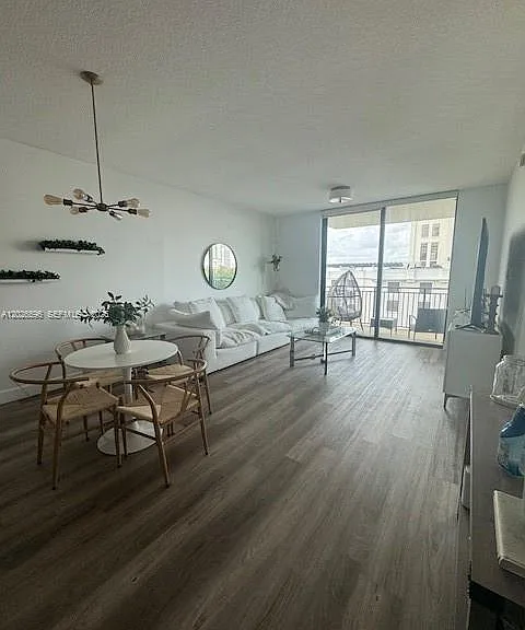 1300 Ponce De Leon Blvd #702 — Photo 3