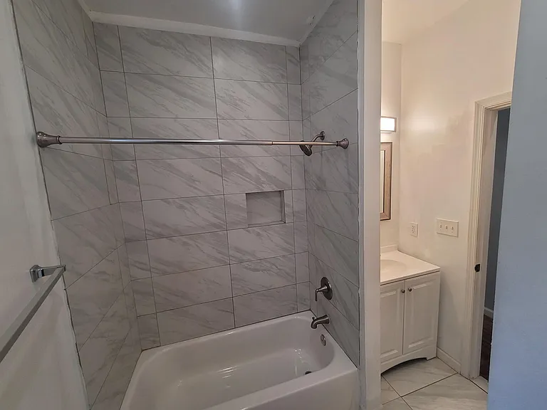 2635 N Calvert St #3 — Photo 14