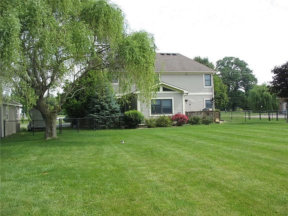 2nd image of 6641 E County Road 1000 N