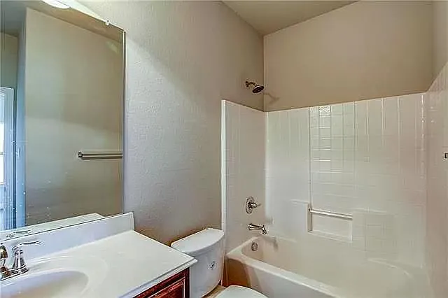 437 Canvas Ct — Photo 14