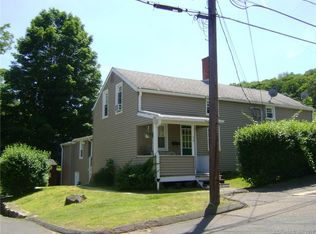56 Bridge St, Collinsville, CT 06019