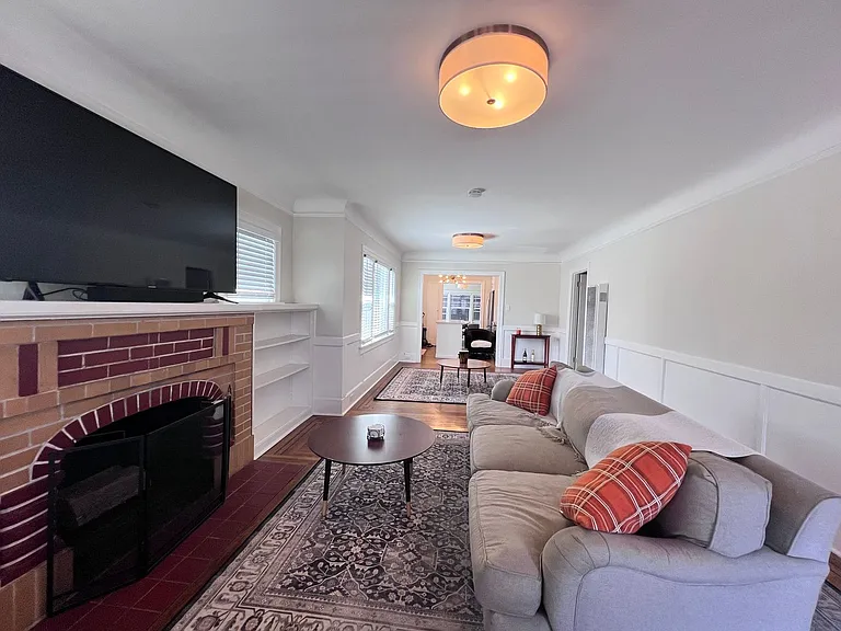 2355 Cherry St — Photo 54