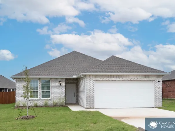 619 Spring Rain Rd, Mabank, TX