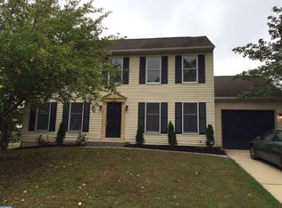 22 Concord Dr, Newark, DE 19702