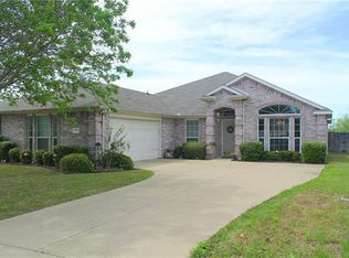 3707 Concord Dr, Sachse, TX 75048