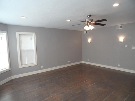 2nd image of 6207 N Talman Ave APT 1