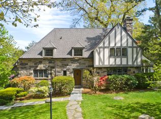 56 Wesskum Wood Rd, Riverside, CT 06878