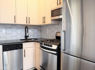 5436 Arnold Ave, Maspeth, NY 11378