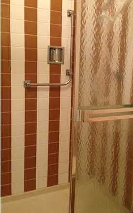 5th image of 196 Sterling Court #B