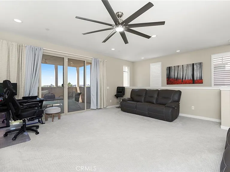 291 Carmine — Photo 17