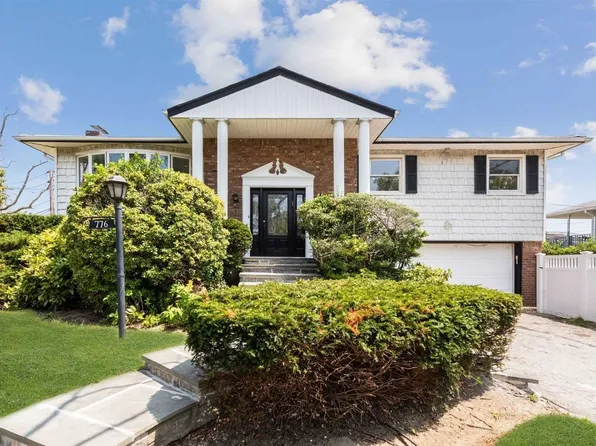 776 Golf Dr, Valley Stream, NY 11581