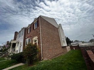 8231 Roxbury Dr, Alexandria, VA 22309