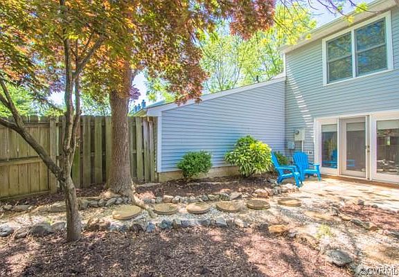 5th image of 4921 Lurgan Pl #4921