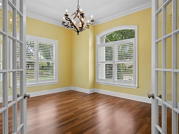 4th image of 16504 Avila Blvd