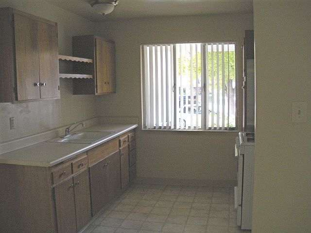 2nd image of 4430 Lullaby Ln