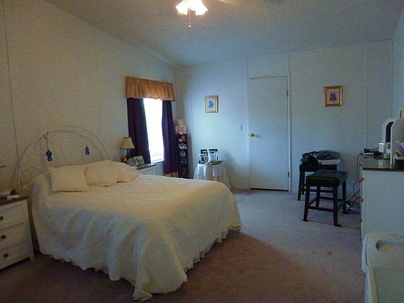 5th image of 113 N County Road 5600