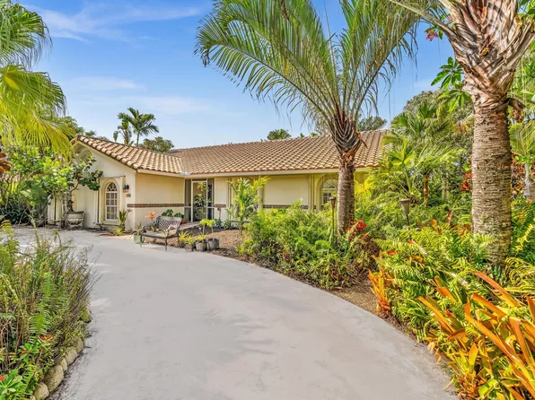 498 Oregon Lane, Boca Raton, FL 33487