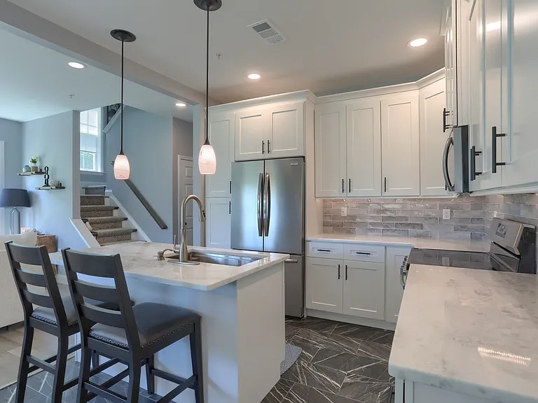 872 Whitetail Dr — Photo 11