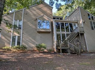 20 Latimer Ln NE, Kennesaw, GA 30144