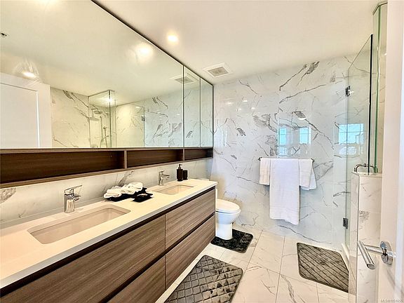 4th image of 777 Herald St #2405