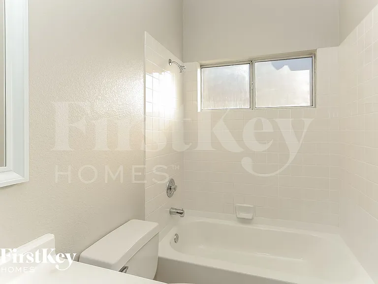 5008 Camino Del Santo Pkwy — Photo 13