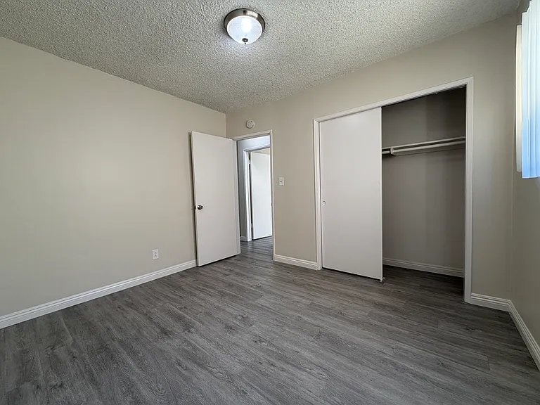 1104 S Marengo Ave #B — Photo 17