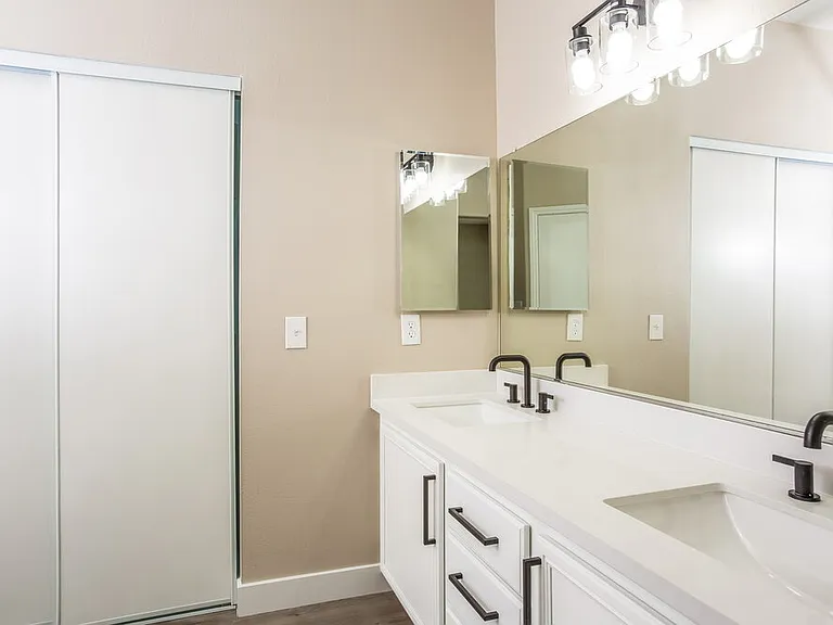 3555 April Springs St — Photo 10
