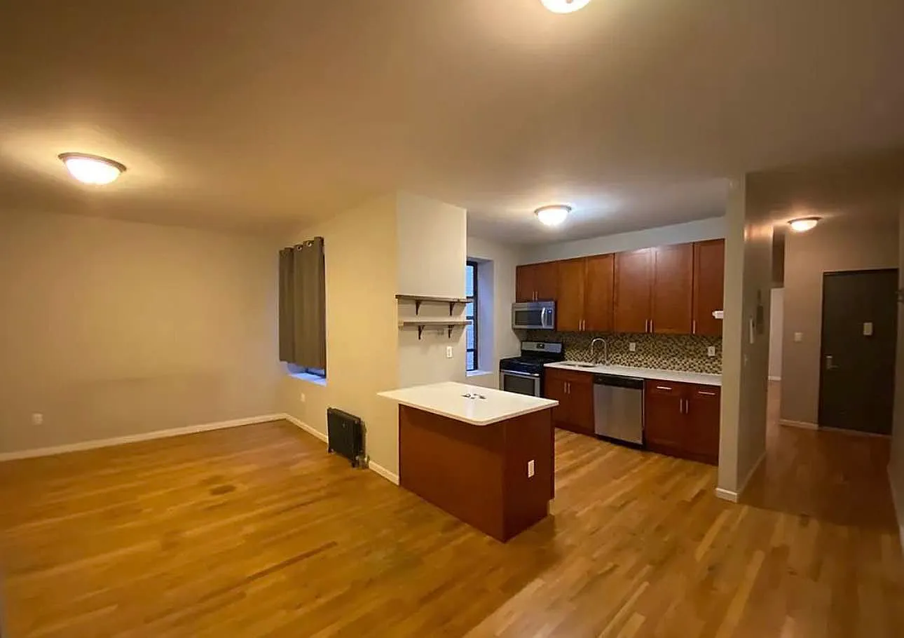 64 Wadsworth Terrace — Photo 1