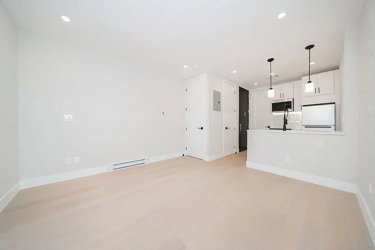 333 East 81st Street — Photo 3